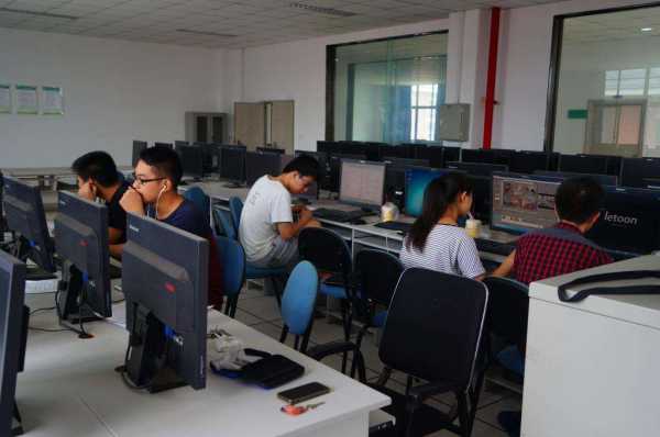 計(jì)算機(jī)多媒體專業(yè)中的軟件設(shè)計(jì)與開發(fā)學(xué)習(xí)內(nèi)容